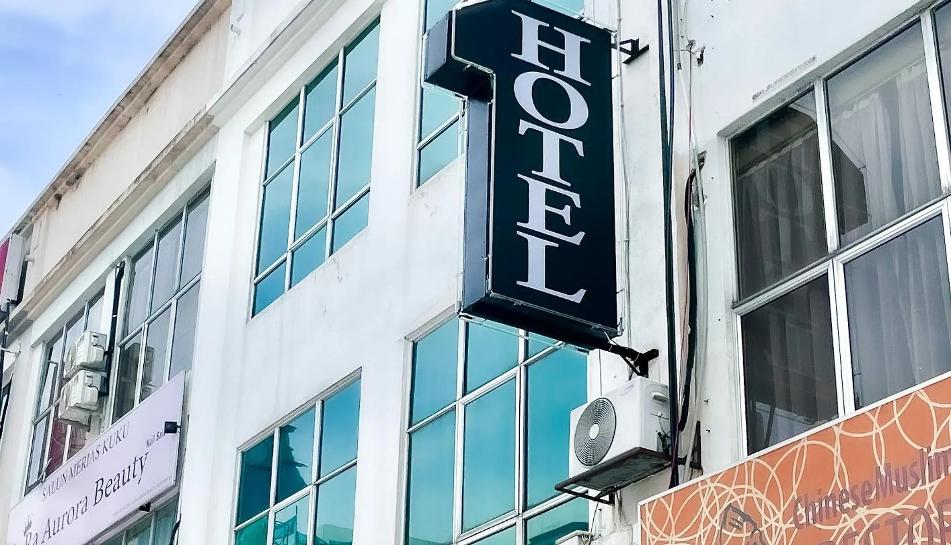 1 Hotel Taman Connaught Kuala Lumpur