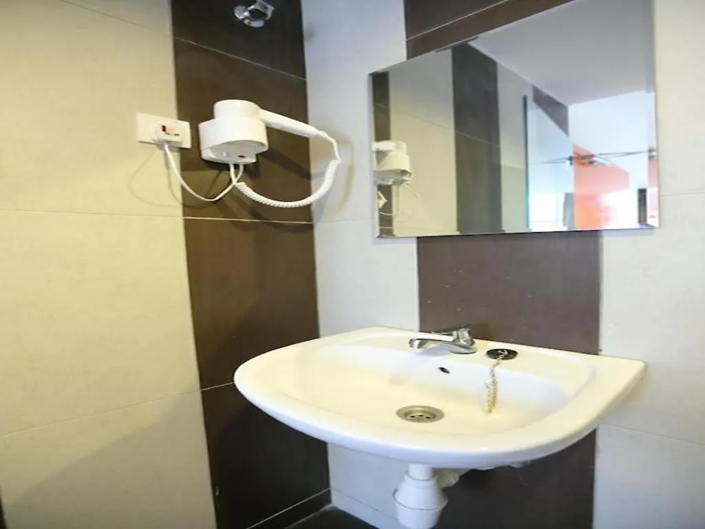 1 Hotel Taman Connaught Kuala Lumpur 0*,  Malaysia