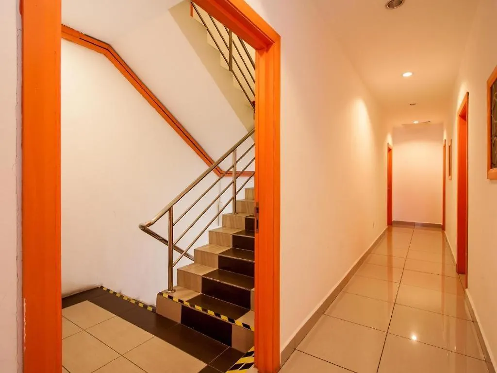 1 Hotel Taman Connaught Kuala Lumpur